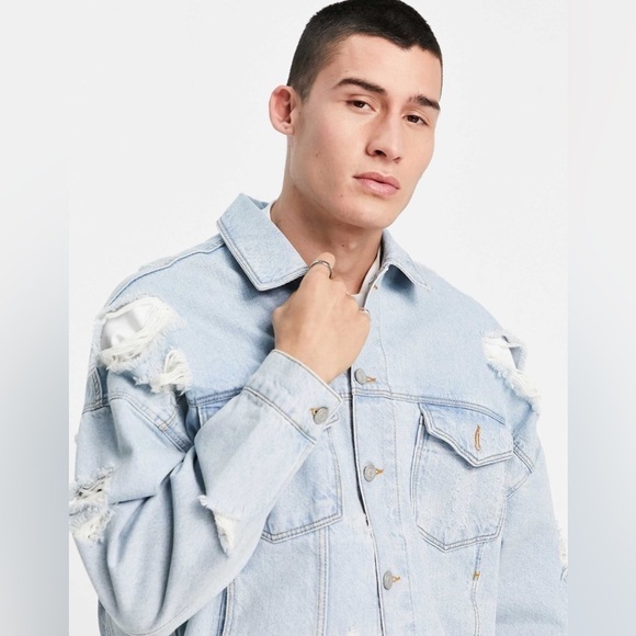 ASOS Oversized Denim Jacket In Mid Wash Blue With Rips - Picture 4 of 4